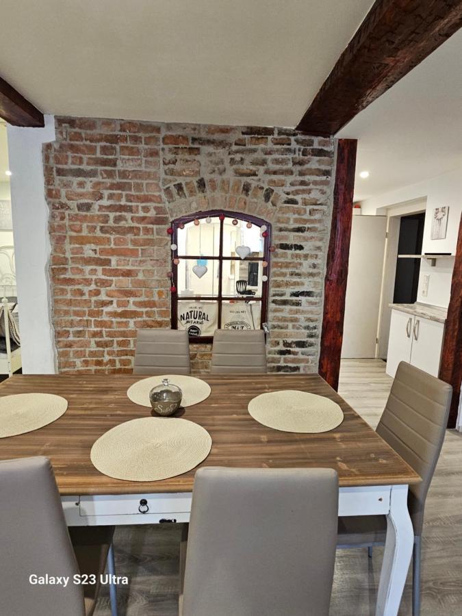 Ferienwohnung ,,Hinter Der Mauer" Hildburghausen Εξωτερικό φωτογραφία